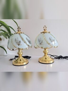 Touch lamp with 3 brightness levels